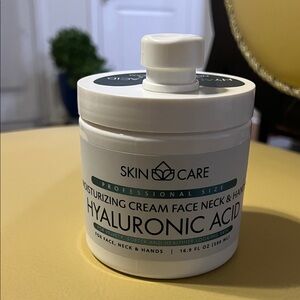 Hyaluronic Acid Moisturizing Cream